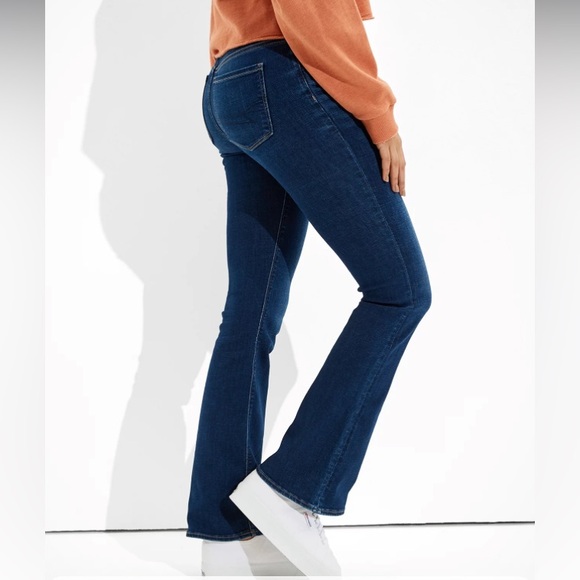 American Eagle HiRise Artist flare jeans - Picture 3 of 14